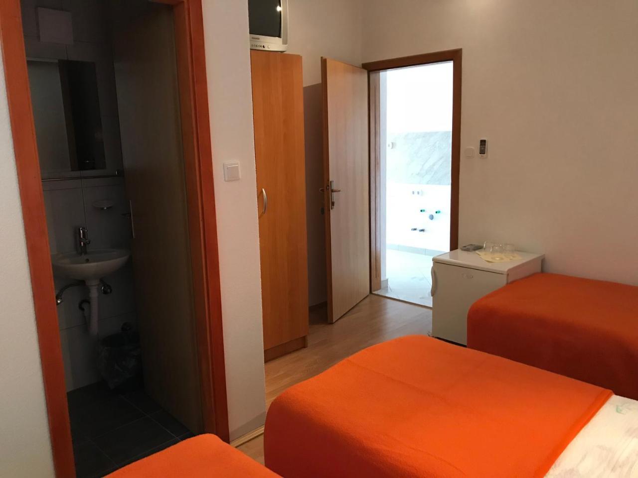 Room Ivana 네움 외부 사진