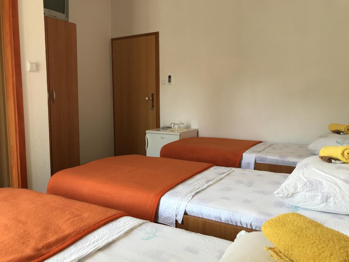 Room Ivana 네움 외부 사진